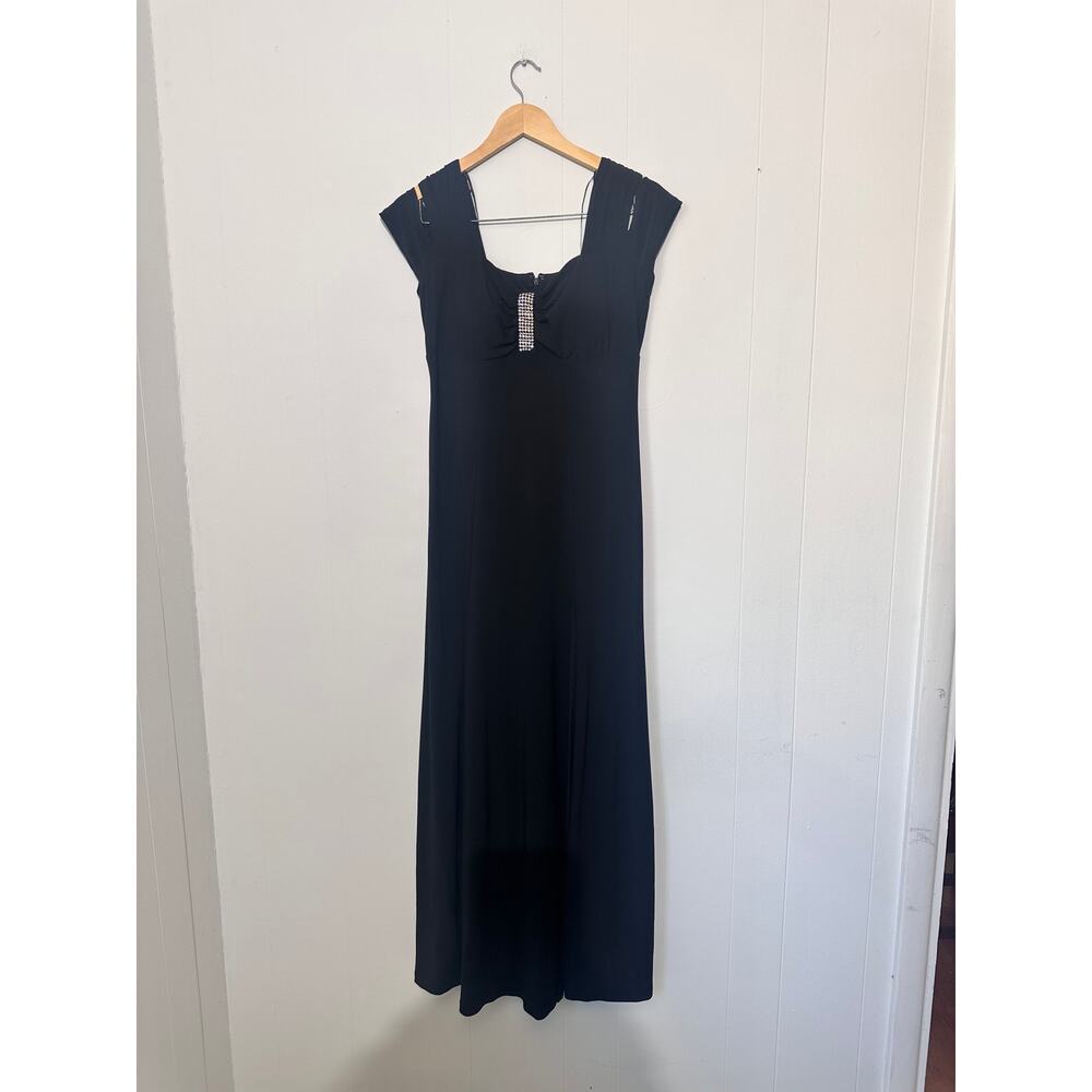 R&M Richards Black Long Elegant Formal Dress Size 6
